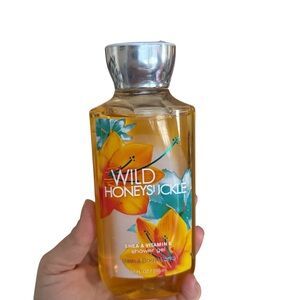 Bath & Body Works Wild Honeysuckle Body Wash - Yellow & Silver